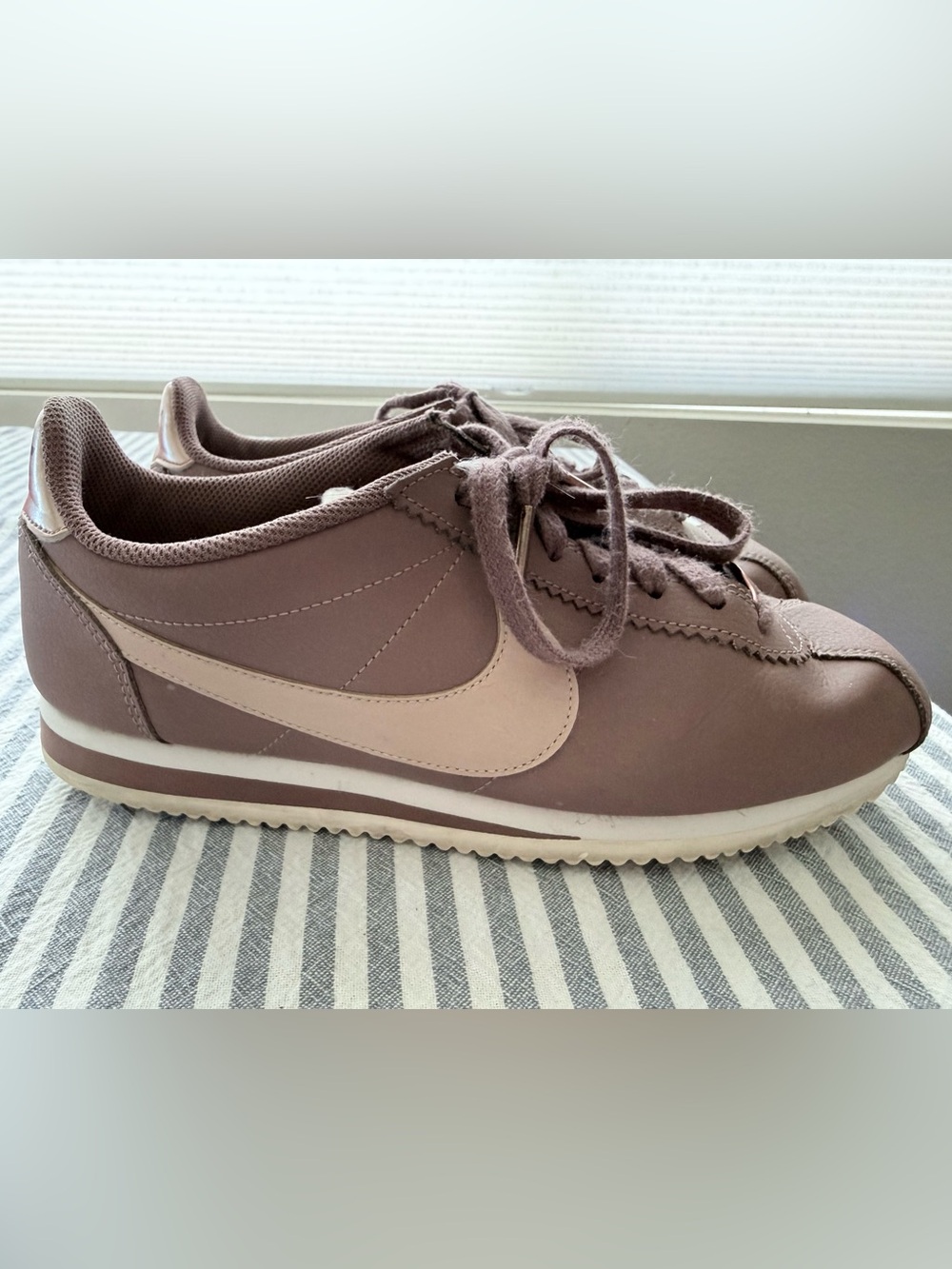Nike Cortez Women’s Low-Profile Sneakers in Mauve and Blush